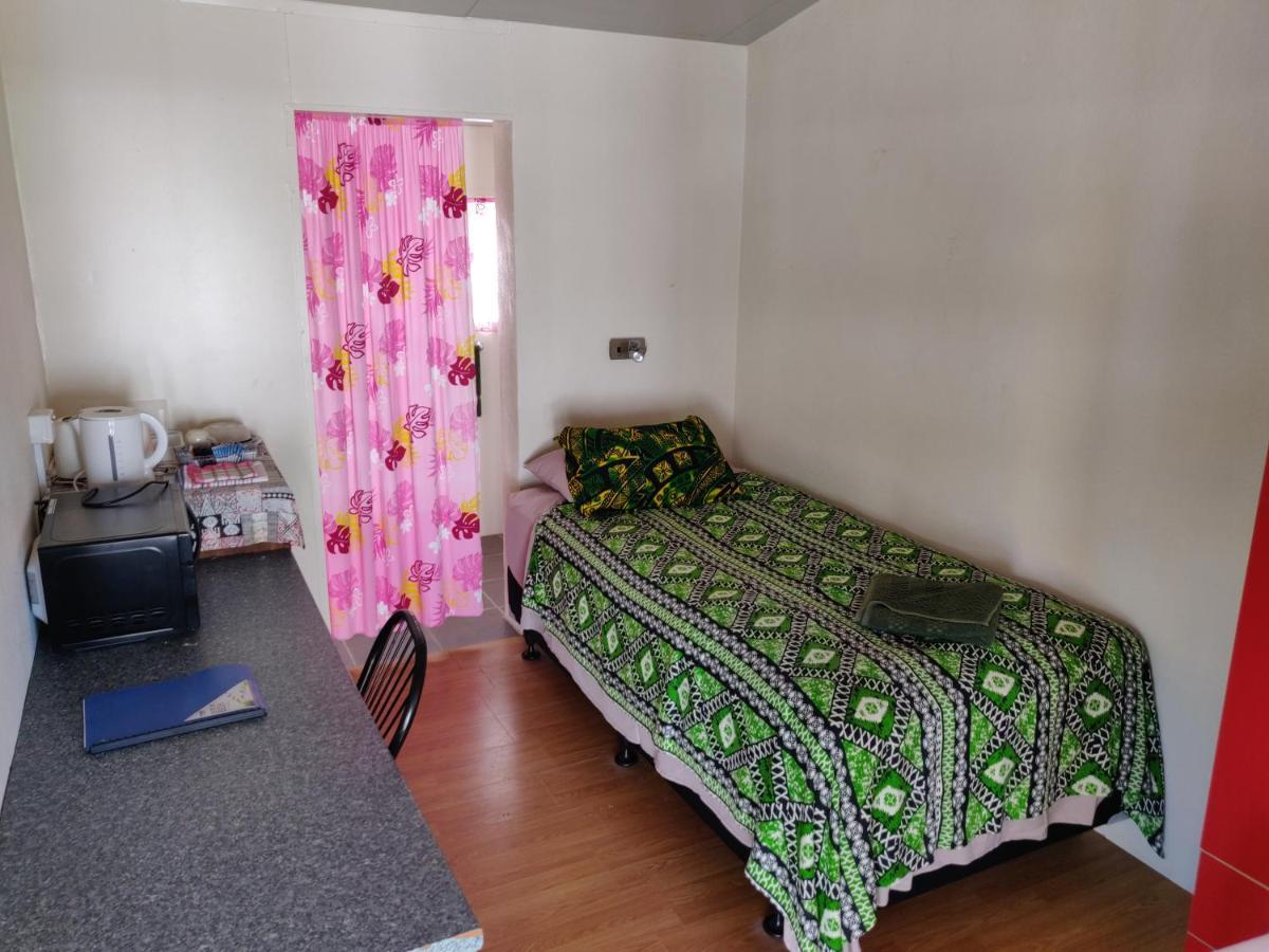 Ranginuis Retreat Motel Arutanga Luaran gambar